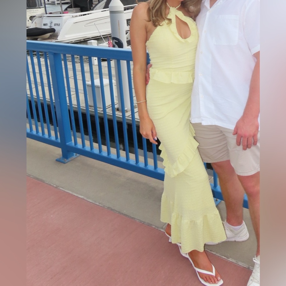 Selfie Leslie Yellow Ruffle Dress